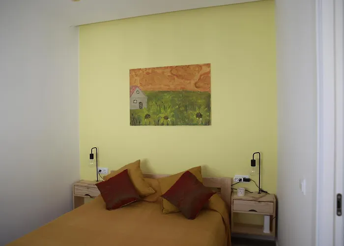 Edificio Xavier Ναζαρέ